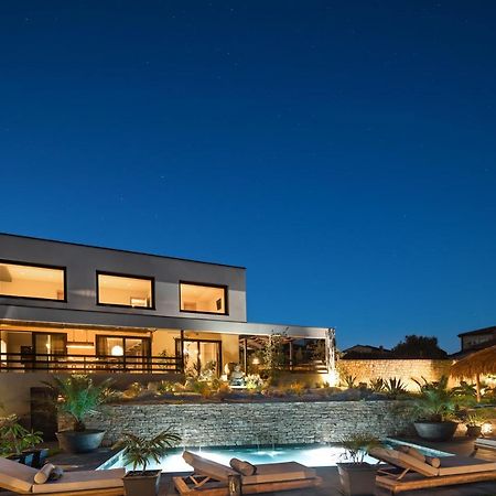 Villa Merapi Sveti Lovrec Pazenaticki Ngoại thất bức ảnh