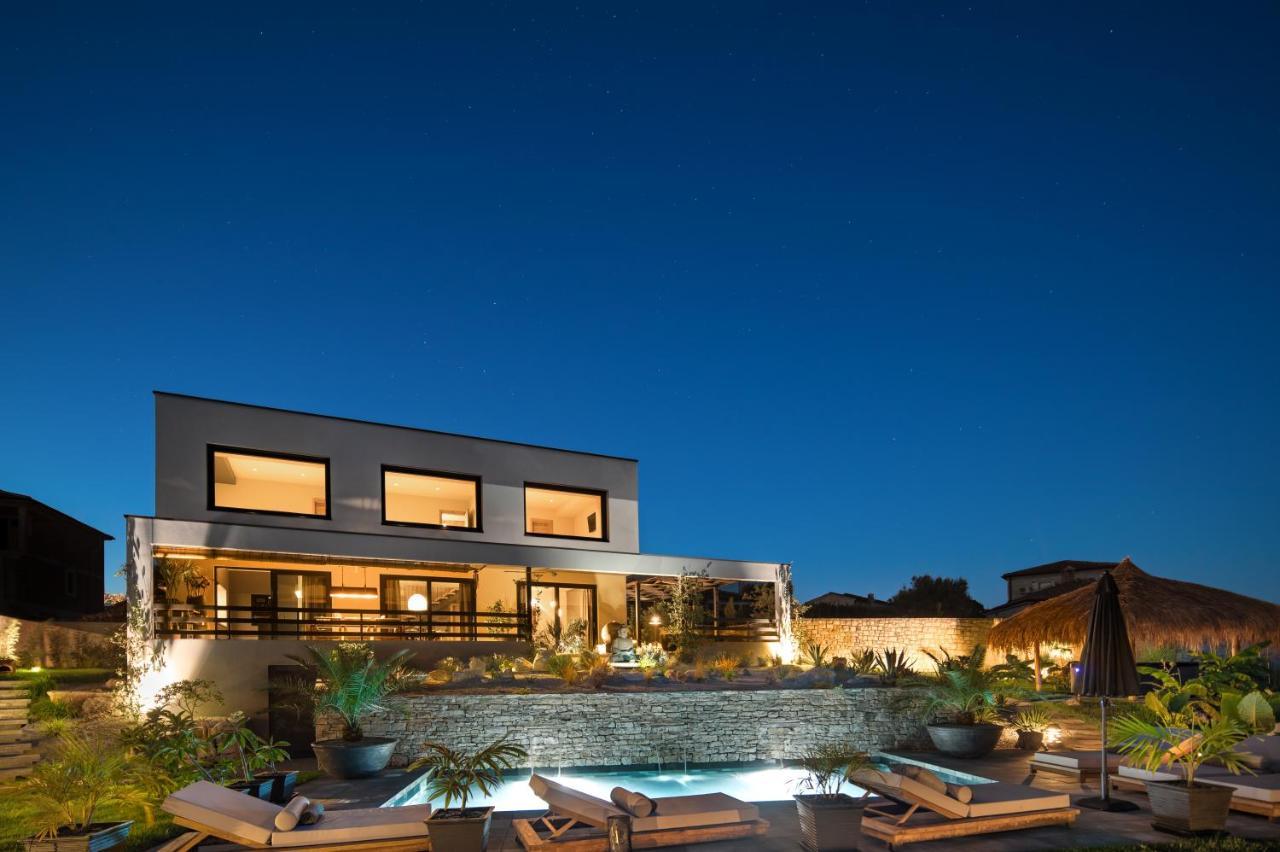 Villa Merapi Sveti Lovrec Pazenaticki Ngoại thất bức ảnh